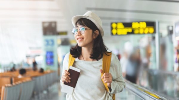 Chinese tourist at airport - Chinese tourists in Canada post-COVID-19